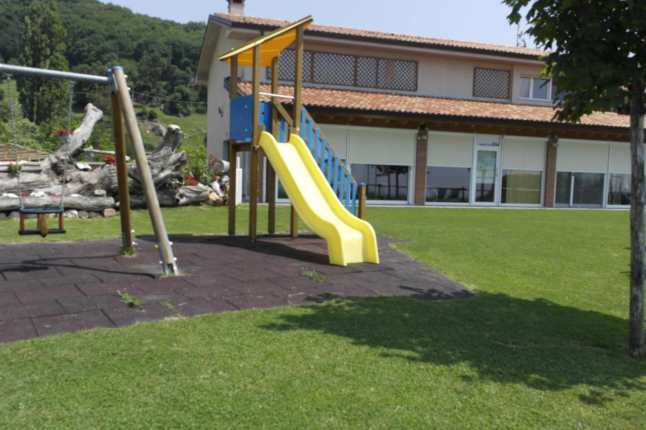 Agriturismo Fattoria Monte Baldo Vista Lago Caprino Veronese Εξωτερικό φωτογραφία