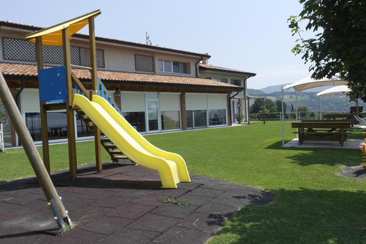 Agriturismo Fattoria Monte Baldo Vista Lago Caprino Veronese Εξωτερικό φωτογραφία
