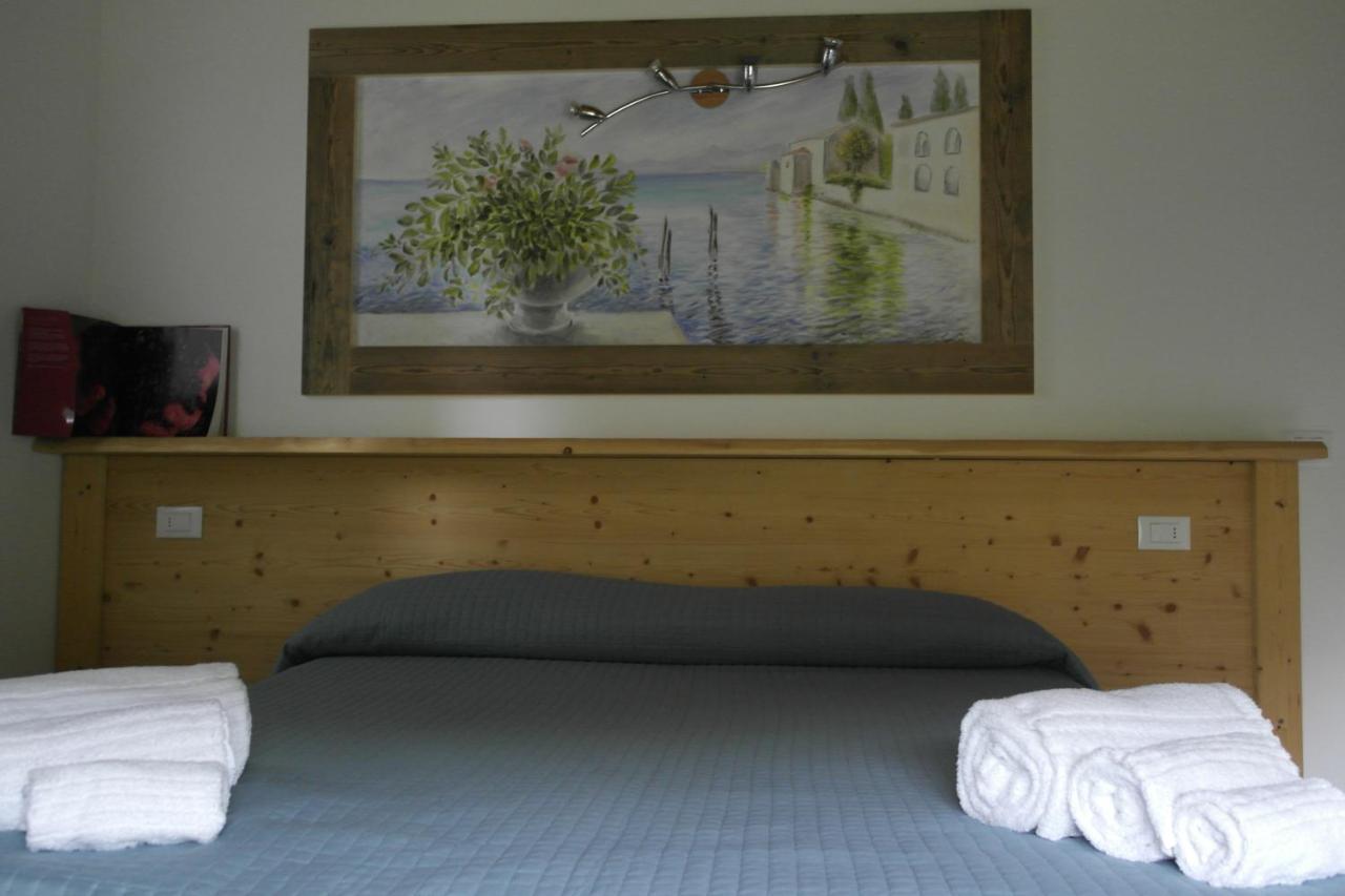 Agriturismo Fattoria Monte Baldo Vista Lago Caprino Veronese Εξωτερικό φωτογραφία