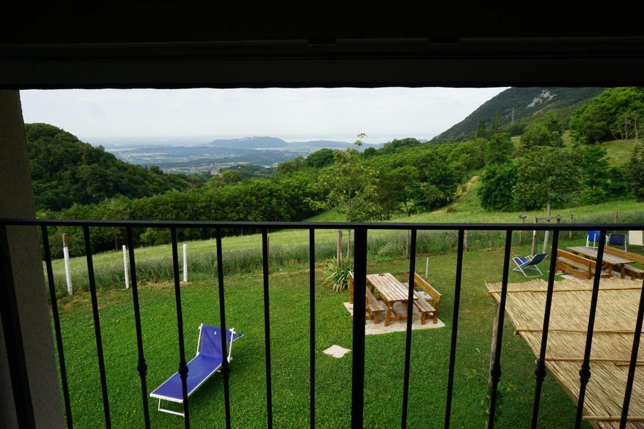 Agriturismo Fattoria Monte Baldo Vista Lago Caprino Veronese Εξωτερικό φωτογραφία