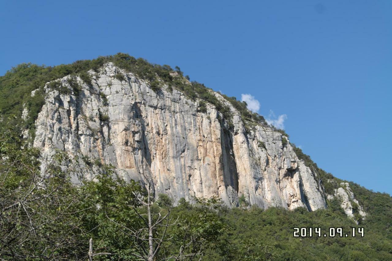 Agriturismo Fattoria Monte Baldo Vista Lago Caprino Veronese Εξωτερικό φωτογραφία
